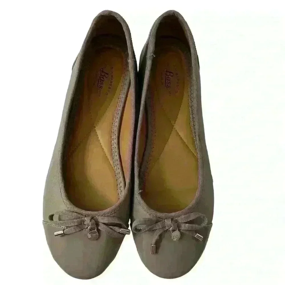 G.H. Bass Women's Lacy Ballet Flats Size 6